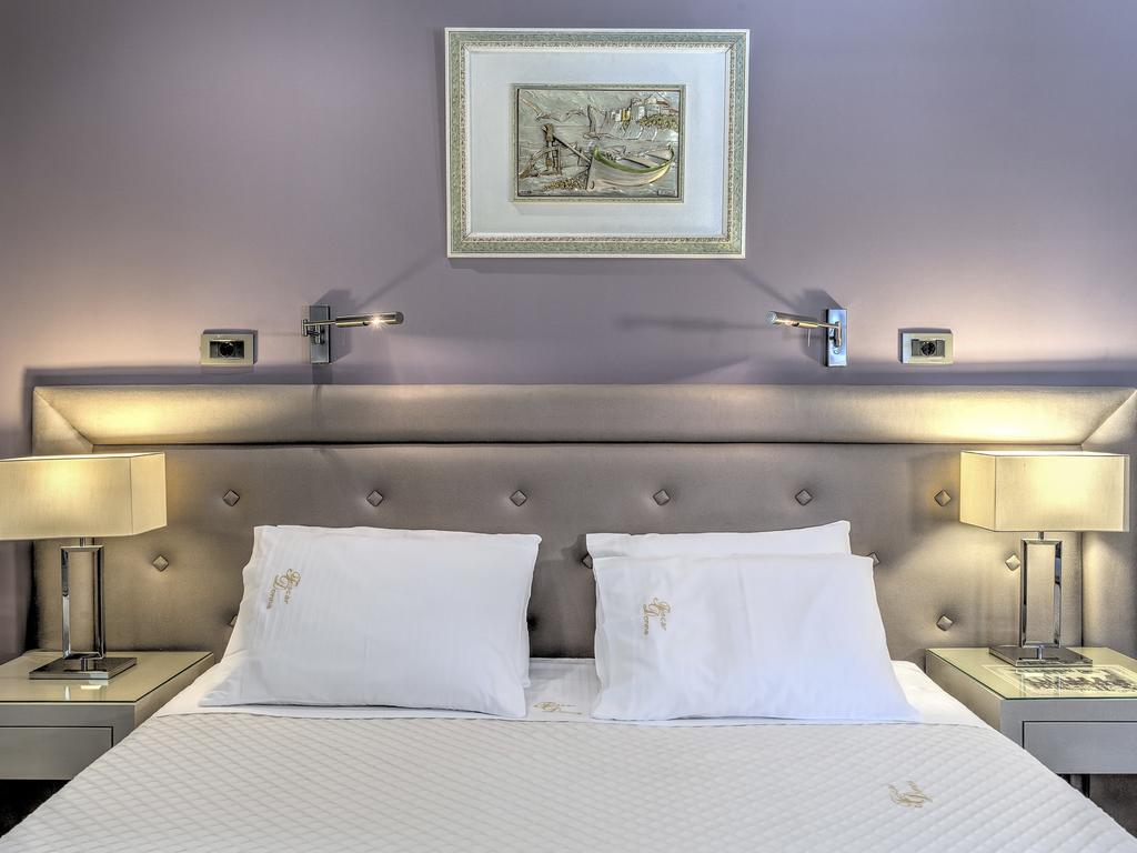 Fiscardonna Luxury Suites 피스카던 객실 사진